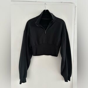 Alo Cropped 3/4 Sweatshirt